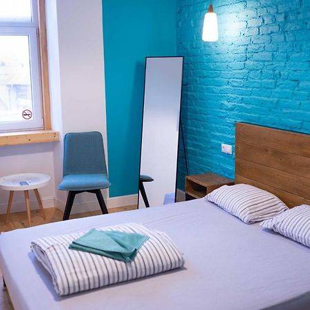 A16 Hostel Burgas Bagian luar foto